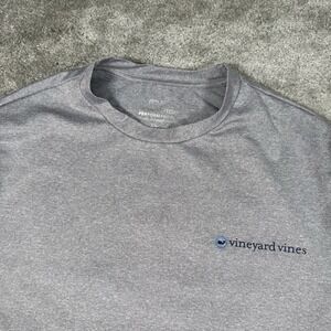 Vineyard Vines Performance Shirt Mens XS Gray Stretch Whale Preppy Fishing Beach